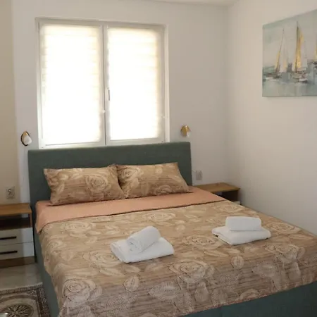 Silver Night Appartement *